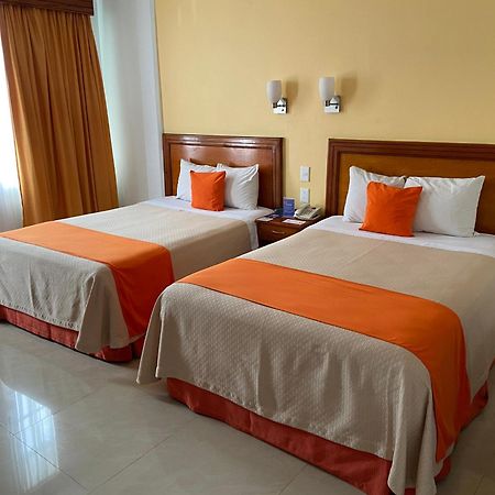 Hotel Baez Carrizal 비야에르모사 외부 사진