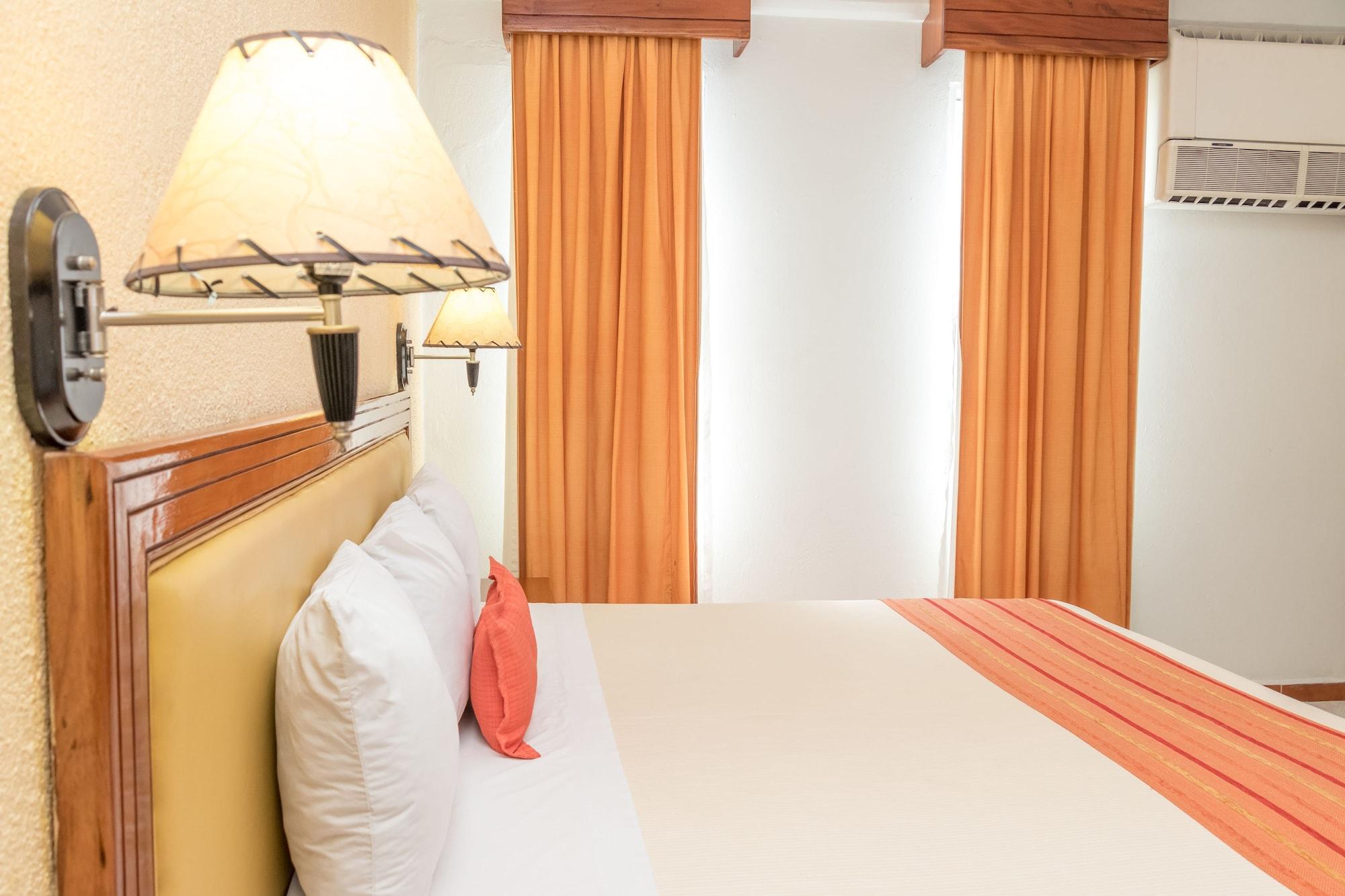 Hotel Baez Carrizal 비야에르모사 외부 사진