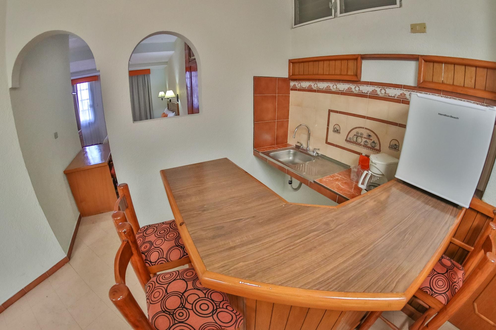 Hotel Baez Carrizal 비야에르모사 외부 사진