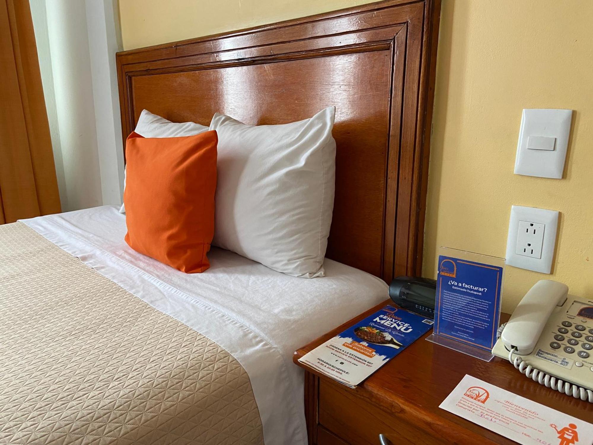 Hotel Baez Carrizal 비야에르모사 외부 사진