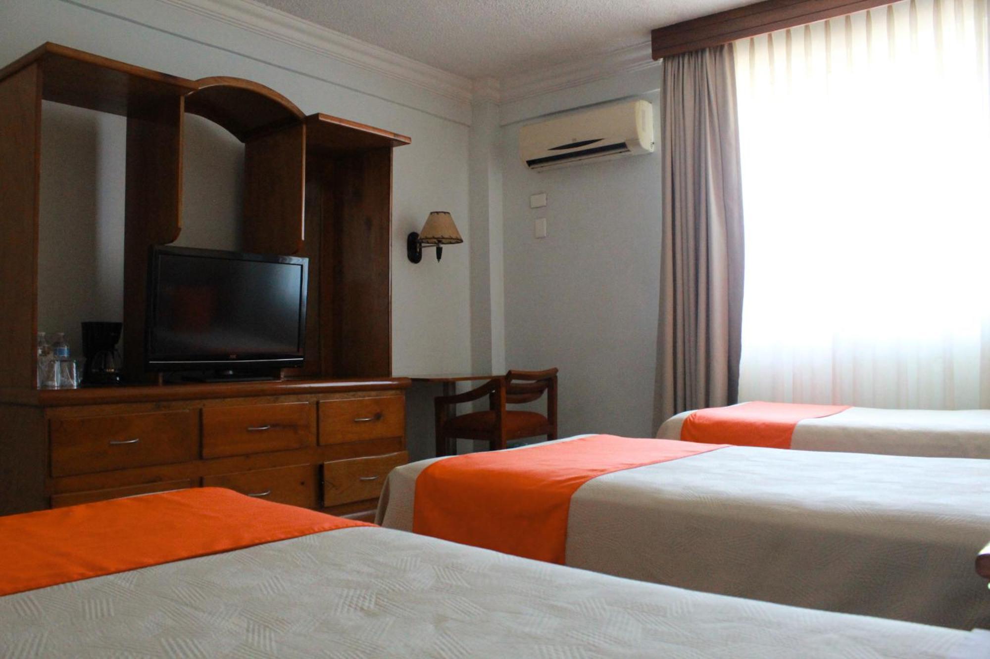 Hotel Baez Carrizal 비야에르모사 외부 사진